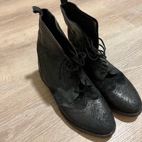 FREE PEOPLE  combat boots - Picture 3 of 16